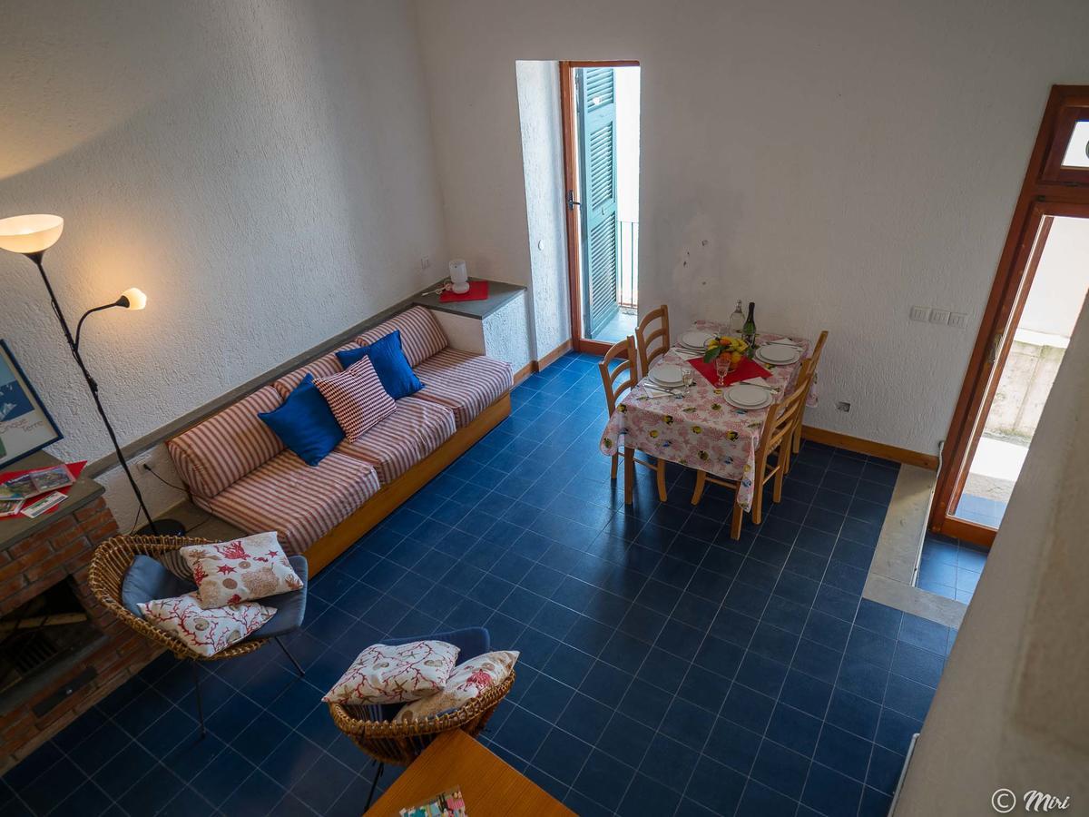 Il Baluardo Sea View Apartment On The Cliff Manarola Exterior photo